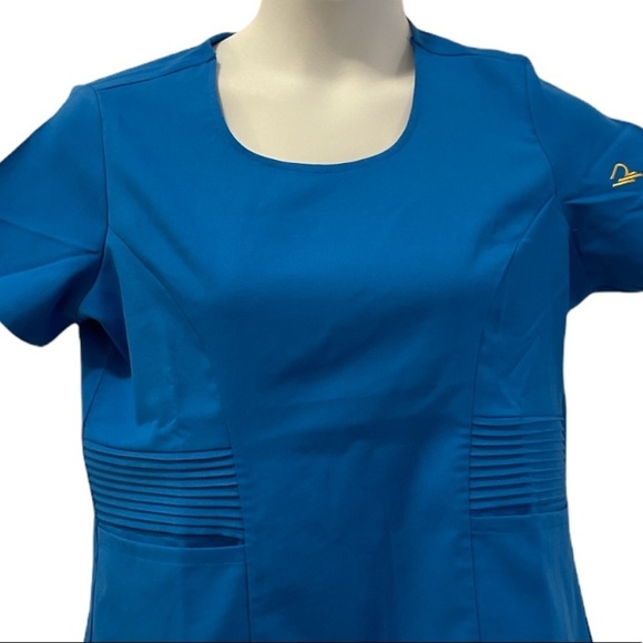 Rant Medical Scrubs Top. Turquoise. Size XS - Picture 2 of 9